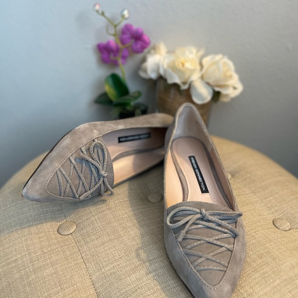 French Connection “Gesine” Suede Bow Tie Flats - Size 7.5 - Picture 9 of 12